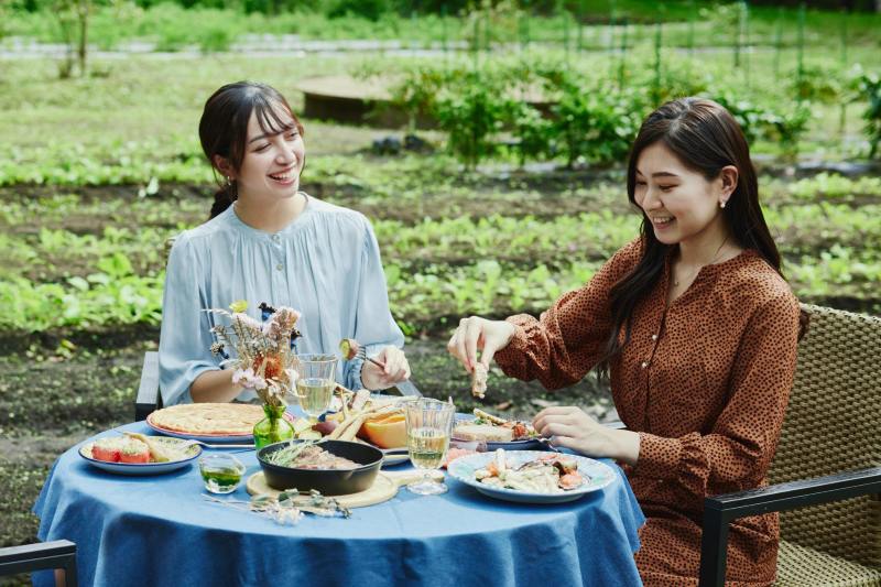 【リゾナーレ那須】 グリル屋台が農園に登場し、収穫した野菜をその場で食す究極のブランチ 「YATAI to FARM」